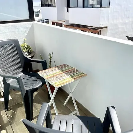 Piso Renovado A 200 Metros De La Playa Apartment *