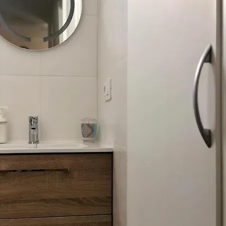 Piso Renovado A 200 Metros De La Playa Apartment *